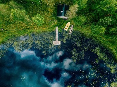 aerial-view-of-sauna-house-by-the-lake-shore-wood-resize
